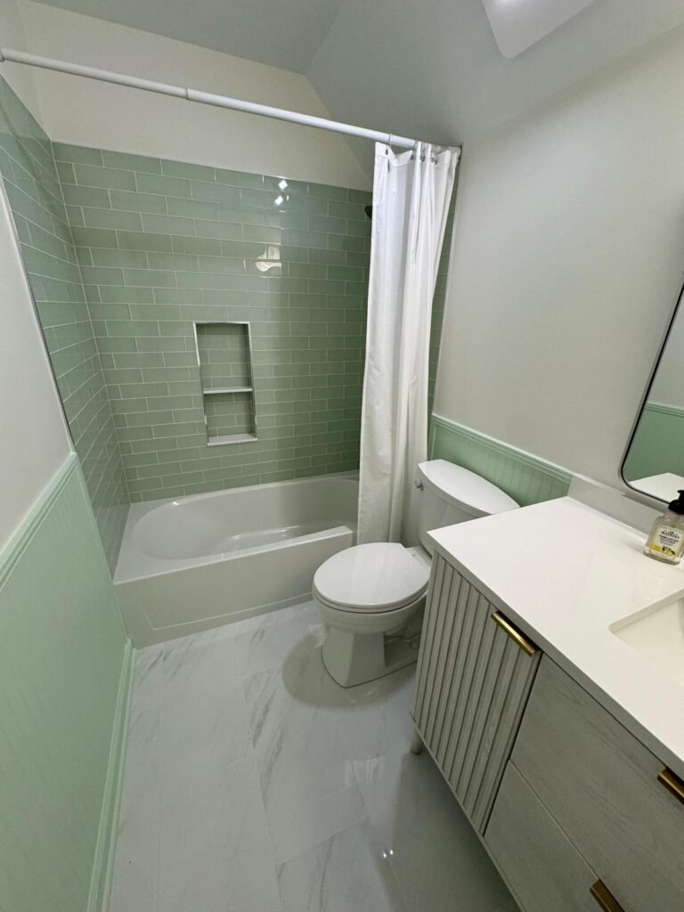Bathroom Remodeling by Pyramid Flooring - Ceramic tile Installation