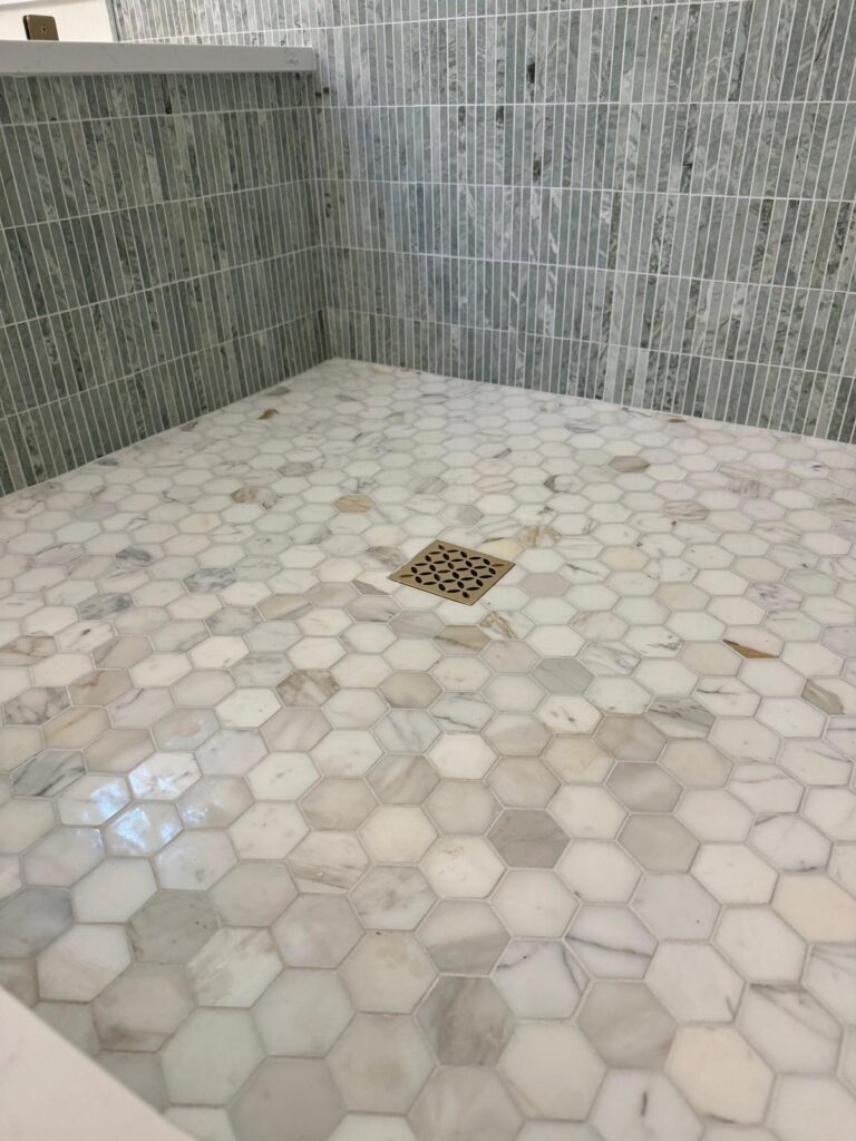 Bathroom Remodeled by Pyramid Flooring - Ceramic tile Installation